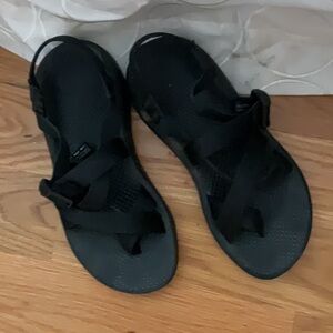 Chaco Women’s Z Cloud Aera Comfort Sport Sandal US 8 Black Hiking Sandals shoes